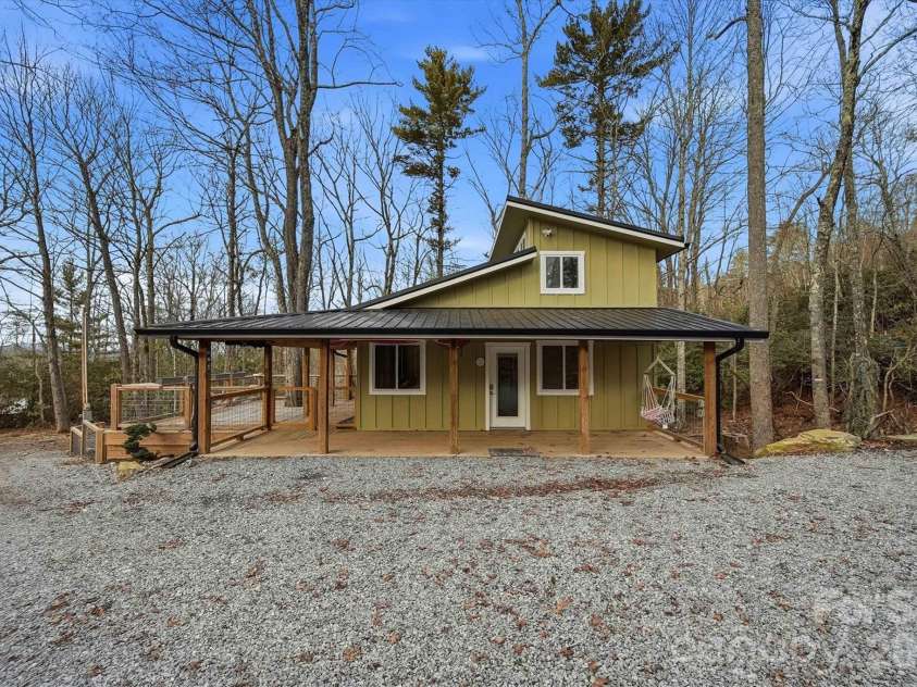 7039 Joe Bowman Avenue, Newland, NC 28657.  MLS# CAR4346324, YatesRealty ID 4873. 