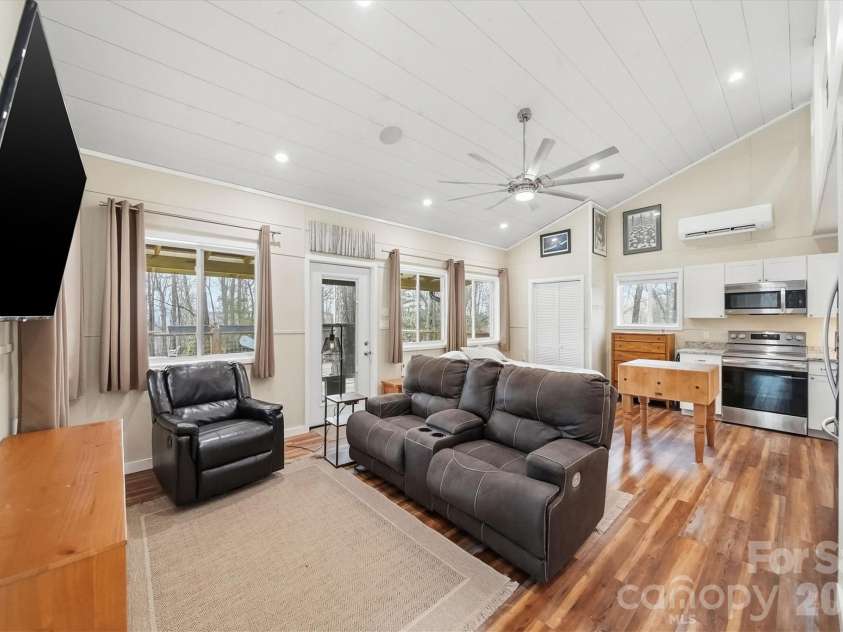 7039 Joe Bowman Avenue, Newland, NC 28657.  MLS# CAR4346324, YatesRealty ID 4873. 