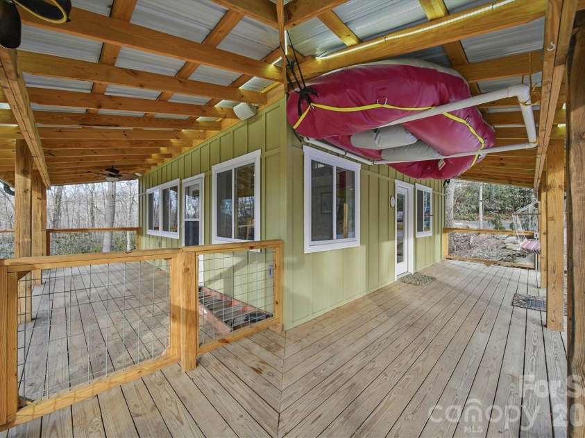 7039 Joe Bowman Avenue, Newland, NC 28657.  MLS# CAR4346324, YatesRealty ID 4873. 