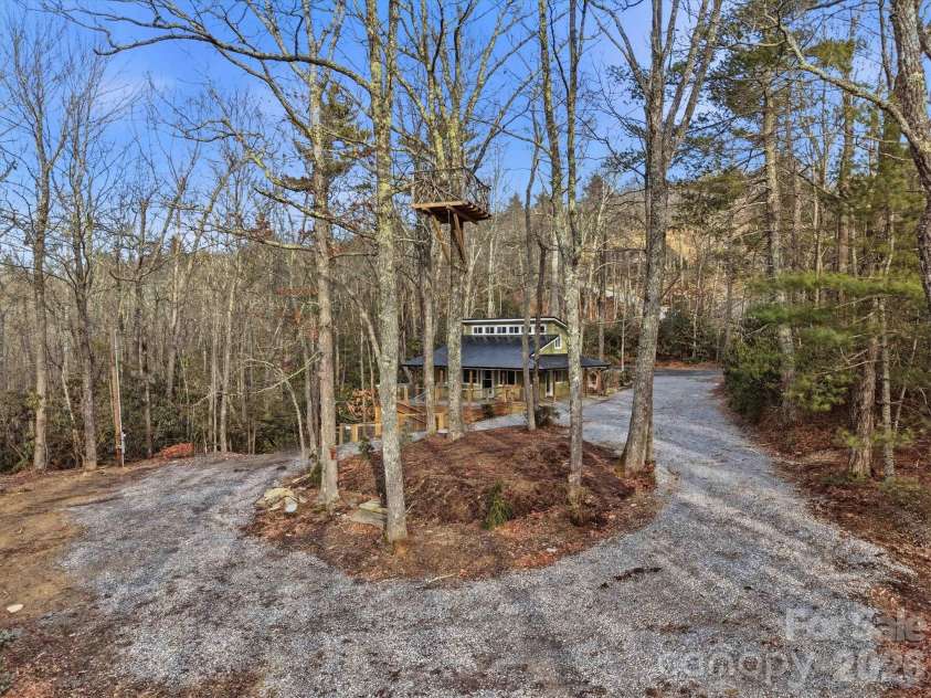 7039 Joe Bowman Avenue, Newland, NC 28657.  MLS# CAR4346324, YatesRealty ID 4873. 