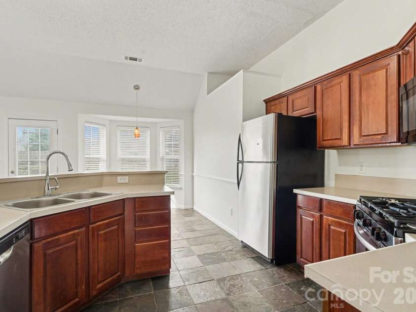 9411 Misty Arbor Way, Charlotte, NC 28269.  MLS# CAR4356046, YatesRealty ID 4873. 