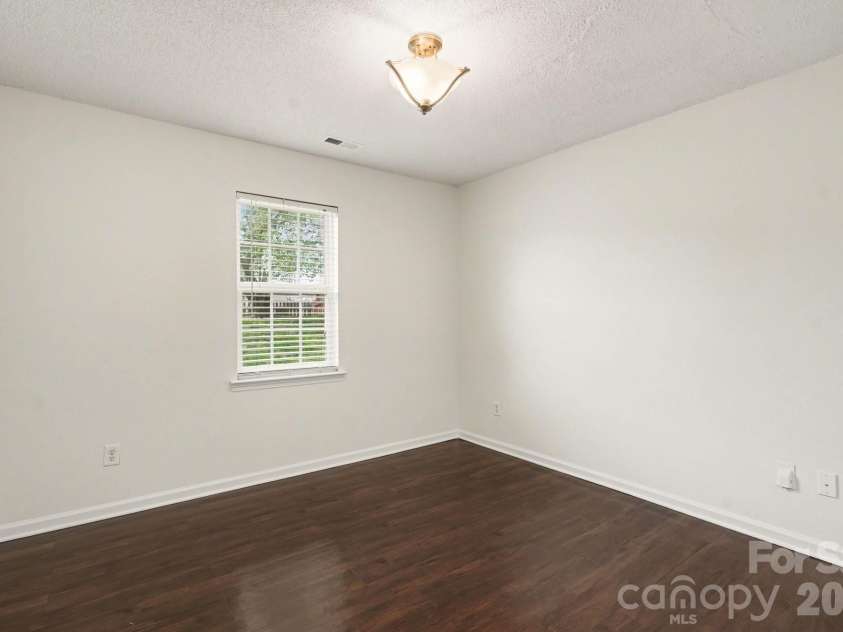 9411 Misty Arbor Way, Charlotte, NC 28269.  MLS# CAR4356046, YatesRealty ID 4873. 