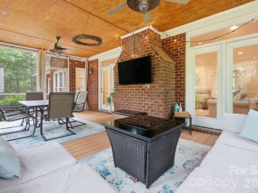 1006 Waterview Lane, Monroe, NC 28110.  MLS# CAR4416929, YatesRealty ID 48732. 