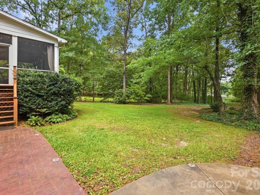 1006 Waterview Lane, Monroe, NC 28110.  MLS# CAR4416929, YatesRealty ID 48732. 