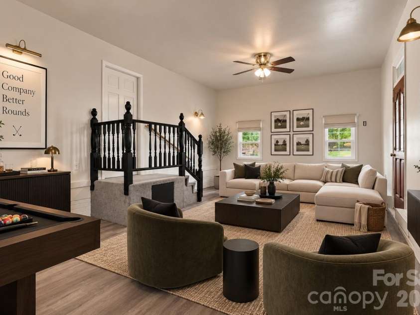 105 Peach Orchard Drive, Greensboro, NC 27455.  MLS# CAR4421350, YatesRealty ID 48737. VIRTUALLY STAGED FAMILY ROOM