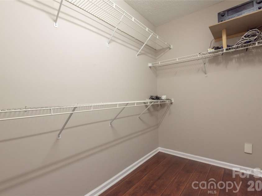 10333 Danesway Lane, Cornelius, NC 28031.  MLS# CAR4420138, YatesRealty ID 48739. 