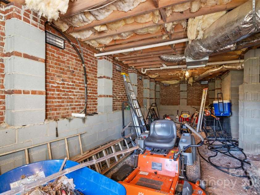 2740 Hill Top Drive, Salisbury, NC 28147.  MLS# CAR4319459, YatesRealty ID 4874. 