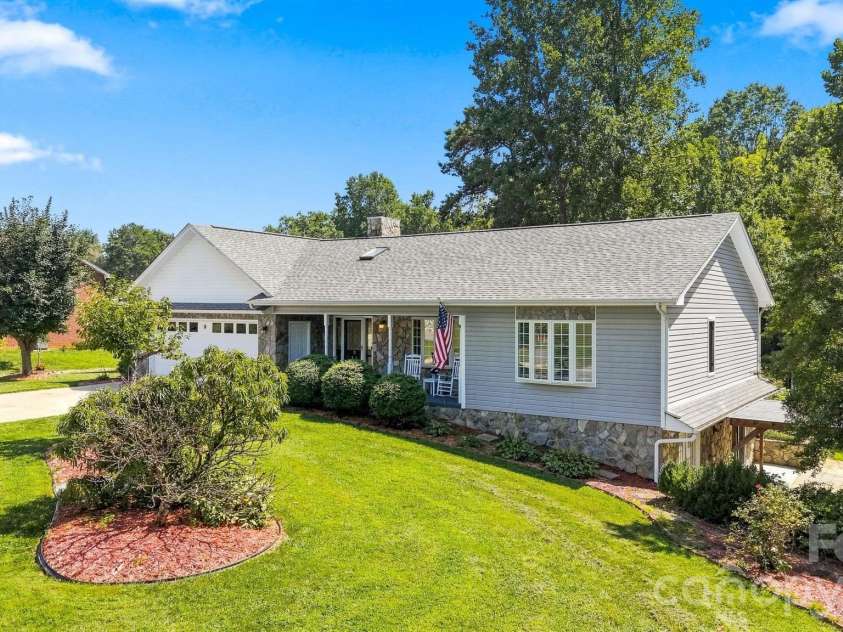 9 Daniel Circle, Granite Falls, NC 28630.  MLS# CAR4420218, YatesRealty ID 48740. 