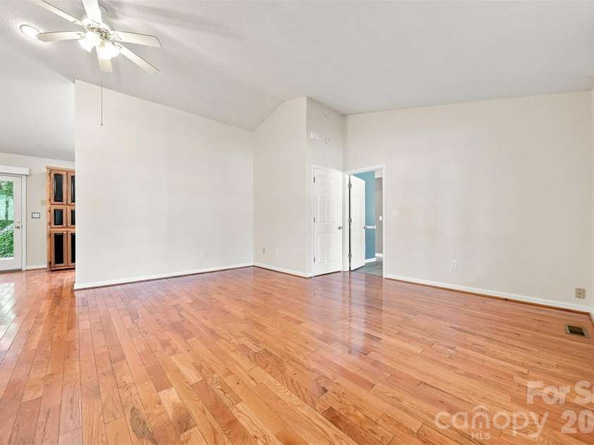 9 Daniel Circle, Granite Falls, NC 28630.  MLS# CAR4420218, YatesRealty ID 48740. 