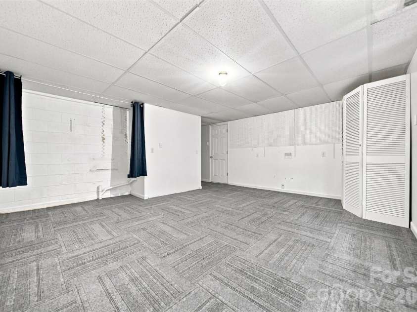 9 Daniel Circle, Granite Falls, NC 28630.  MLS# CAR4420218, YatesRealty ID 48740. 