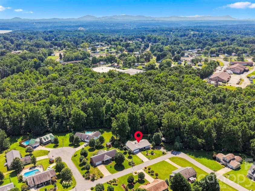 9 Daniel Circle, Granite Falls, NC 28630.  MLS# CAR4420218, YatesRealty ID 48740. 