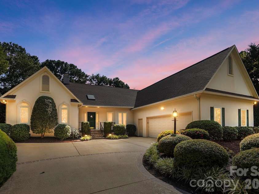 1159 Asheford Green Avenue, Concord, NC 28027.  MLS# CAR4420237, YatesRealty ID 48741. 
