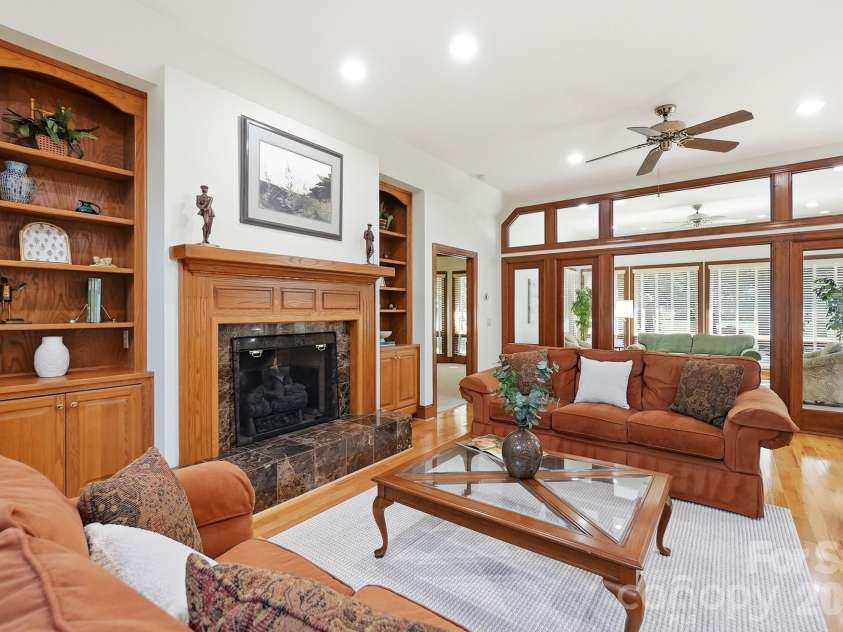 1159 Asheford Green Avenue, Concord, NC 28027.  MLS# CAR4420237, YatesRealty ID 48741. 