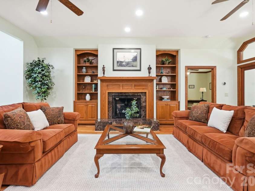1159 Asheford Green Avenue, Concord, NC 28027.  MLS# CAR4420237, YatesRealty ID 48741. 