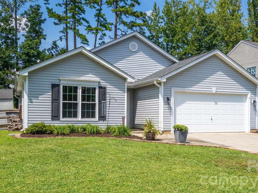 123 Austin Run Court, Kannapolis, NC 28083.  MLS# CAR4420366, YatesRealty ID 48743. 