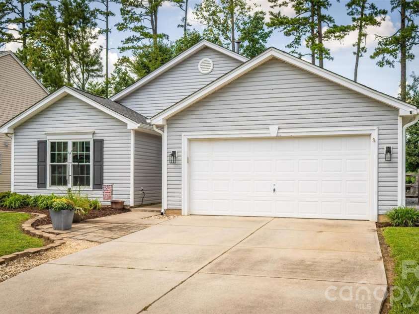 123 Austin Run Court, Kannapolis, NC 28083.  MLS# CAR4420366, YatesRealty ID 48743. 