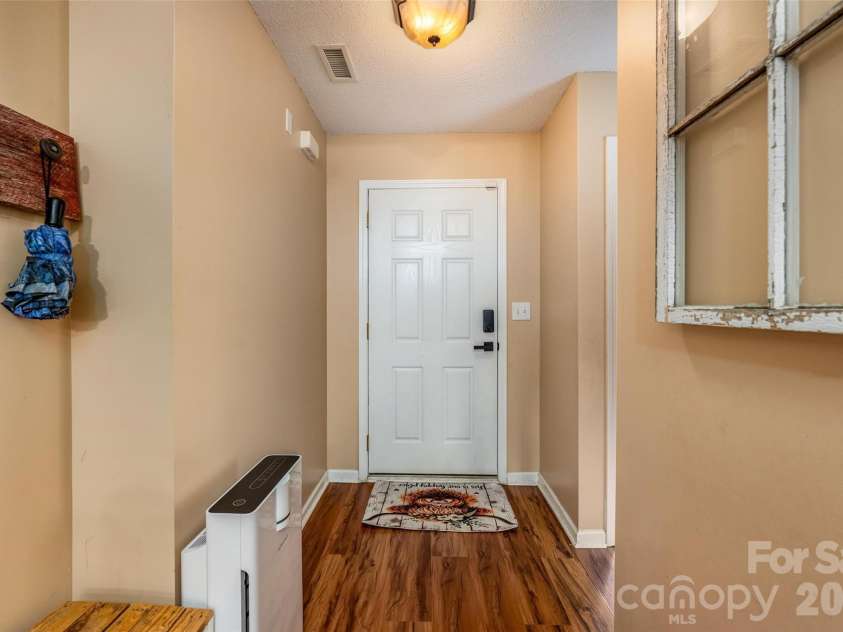 123 Austin Run Court, Kannapolis, NC 28083.  MLS# CAR4420366, YatesRealty ID 48743. 