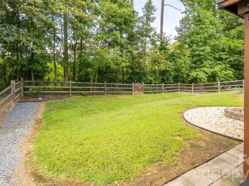 123 Austin Run Court, Kannapolis, NC 28083.  MLS# CAR4420366, YatesRealty ID 48743. 
