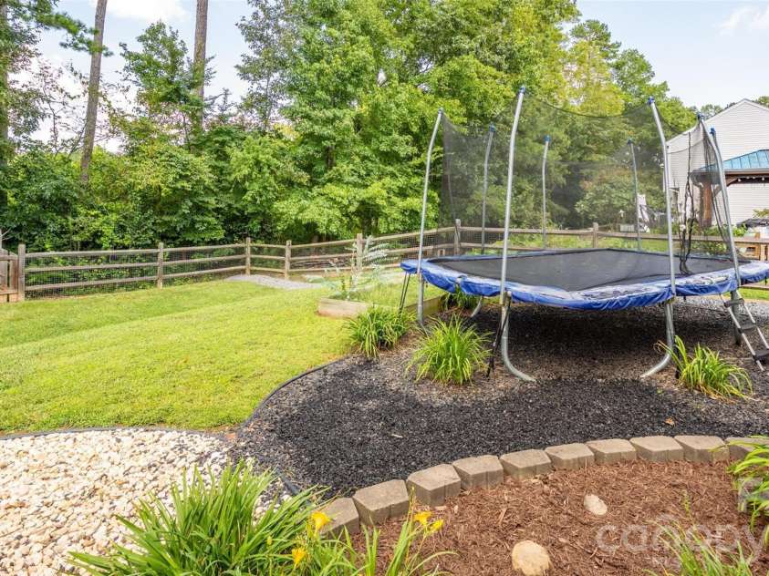 123 Austin Run Court, Kannapolis, NC 28083.  MLS# CAR4420366, YatesRealty ID 48743. 