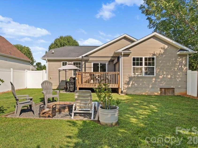 128 Mallory Tai Drive, Lincolnton, NC 28092.  MLS# CAR4420180, YatesRealty ID 48744. 