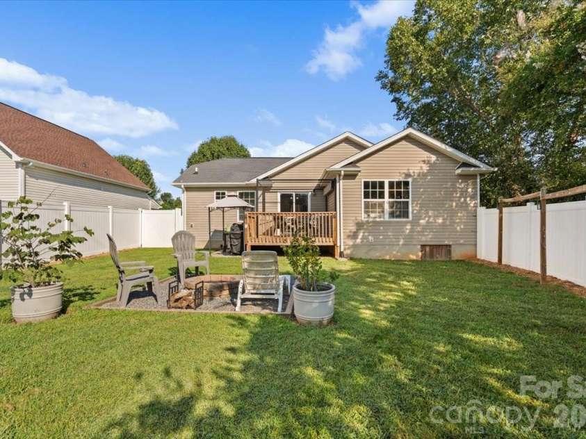 128 Mallory Tai Drive, Lincolnton, NC 28092.  MLS# CAR4420180, YatesRealty ID 48744. 