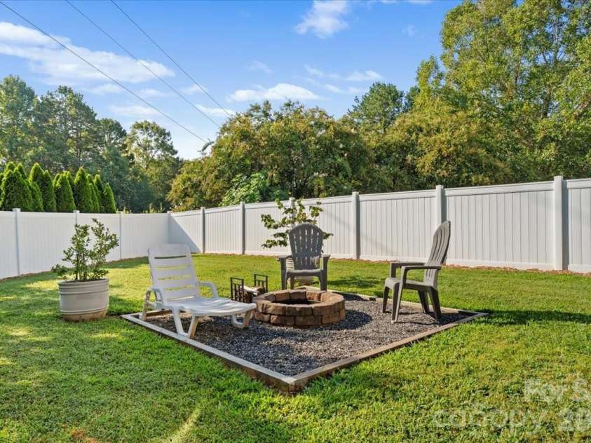 128 Mallory Tai Drive, Lincolnton, NC 28092.  MLS# CAR4420180, YatesRealty ID 48744. 
