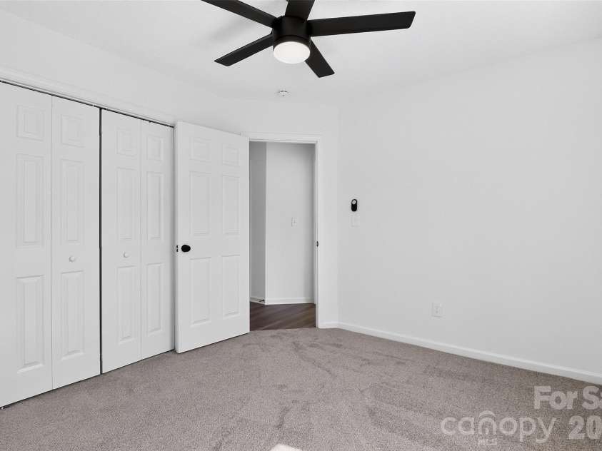 6111 Country Walk Drive, Charlotte, NC 28212.  MLS# CAR4420274, YatesRealty ID 48746. Bedroom 2