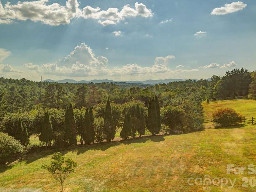 64 Greenridge Road, Weaverville, NC 28787.  MLS# CAR4420101, YatesRealty ID 48748. Views