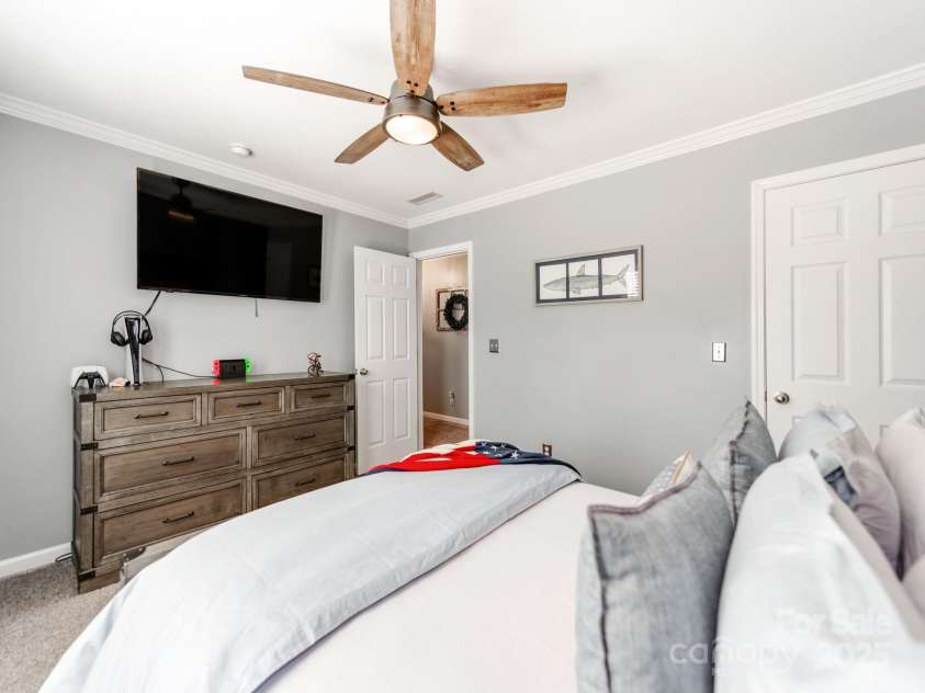 12510 Pine Terrace Court, Charlotte, NC 28273.  MLS# CAR4237529, YatesRealty ID 4875. 