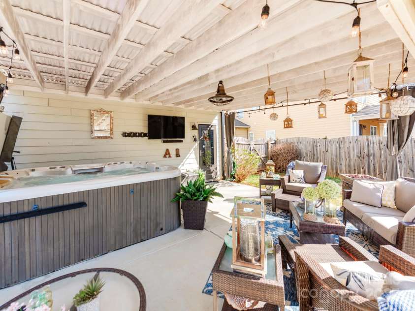 12510 Pine Terrace Court, Charlotte, NC 28273.  MLS# CAR4237529, YatesRealty ID 4875. 