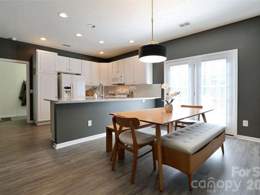 9112 Duckhorn Drive, Charlotte, NC 28277.  MLS# CAR4419654, YatesRealty ID 48751. 