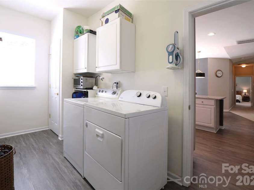 9112 Duckhorn Drive, Charlotte, NC 28277.  MLS# CAR4419654, YatesRealty ID 48751. 