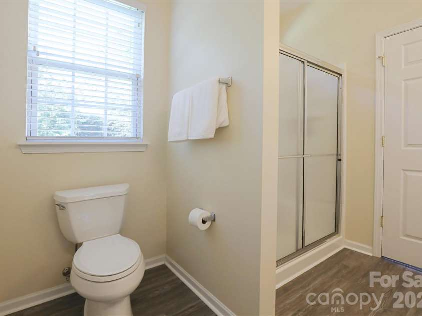9112 Duckhorn Drive, Charlotte, NC 28277.  MLS# CAR4419654, YatesRealty ID 48751. 