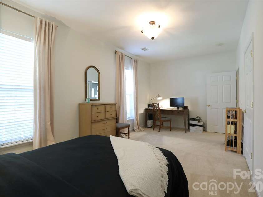 9112 Duckhorn Drive, Charlotte, NC 28277.  MLS# CAR4419654, YatesRealty ID 48751. 