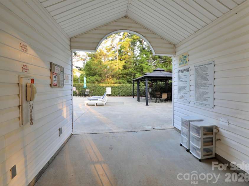 9112 Duckhorn Drive, Charlotte, NC 28277.  MLS# CAR4419654, YatesRealty ID 48751. 