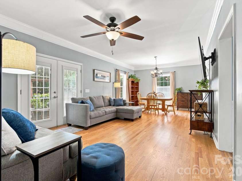 3686 Lake Bluff Drive, Sherrills Ford, NC 28673.  MLS# CAR4419580, YatesRealty ID 48752. 