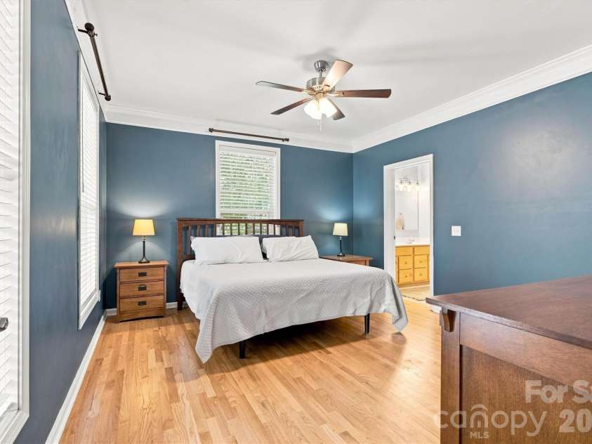 3686 Lake Bluff Drive, Sherrills Ford, NC 28673.  MLS# CAR4419580, YatesRealty ID 48752. 