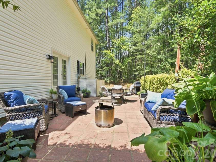 3686 Lake Bluff Drive, Sherrills Ford, NC 28673.  MLS# CAR4419580, YatesRealty ID 48752. 