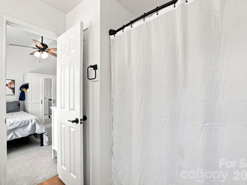 229 Primrose Walk, Fort Mill, SC 29715.  MLS# CAR4419579, YatesRealty ID 48753. 2nd bedroom full bathroom