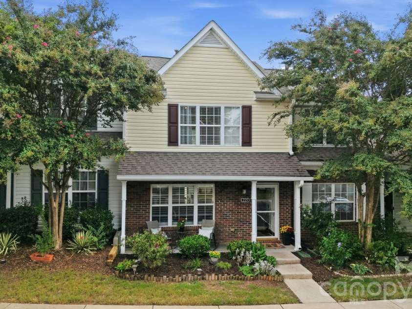 229 Primrose Walk, Fort Mill, SC 29715.  MLS# CAR4419579, YatesRealty ID 48753. 