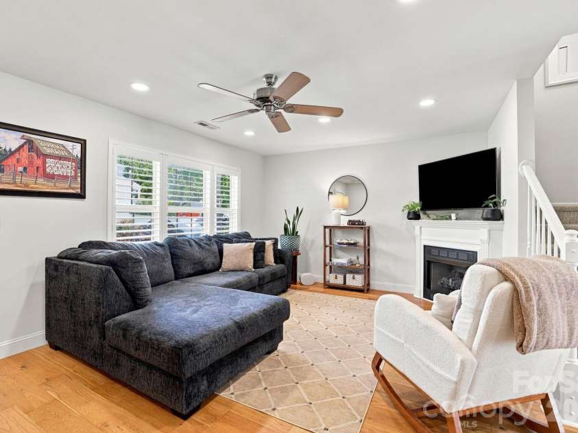 229 Primrose Walk, Fort Mill, SC 29715.  MLS# CAR4419579, YatesRealty ID 48753. 