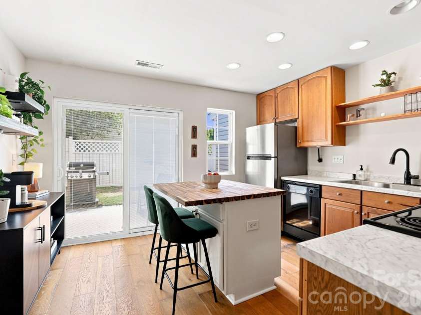 229 Primrose Walk, Fort Mill, SC 29715.  MLS# CAR4419579, YatesRealty ID 48753. 