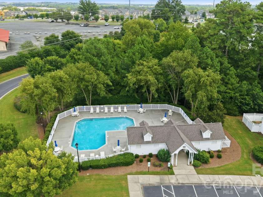 229 Primrose Walk, Fort Mill, SC 29715.  MLS# CAR4419579, YatesRealty ID 48753. Community pool