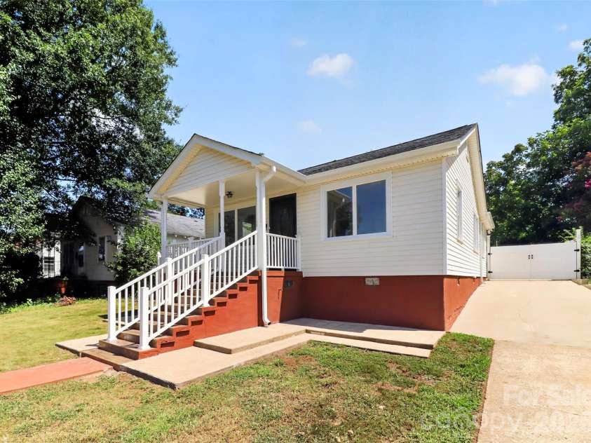 1142 Eisenhower Road, Rock Hill, SC 29730.  MLS# CAR4419721, YatesRealty ID 48754. 
