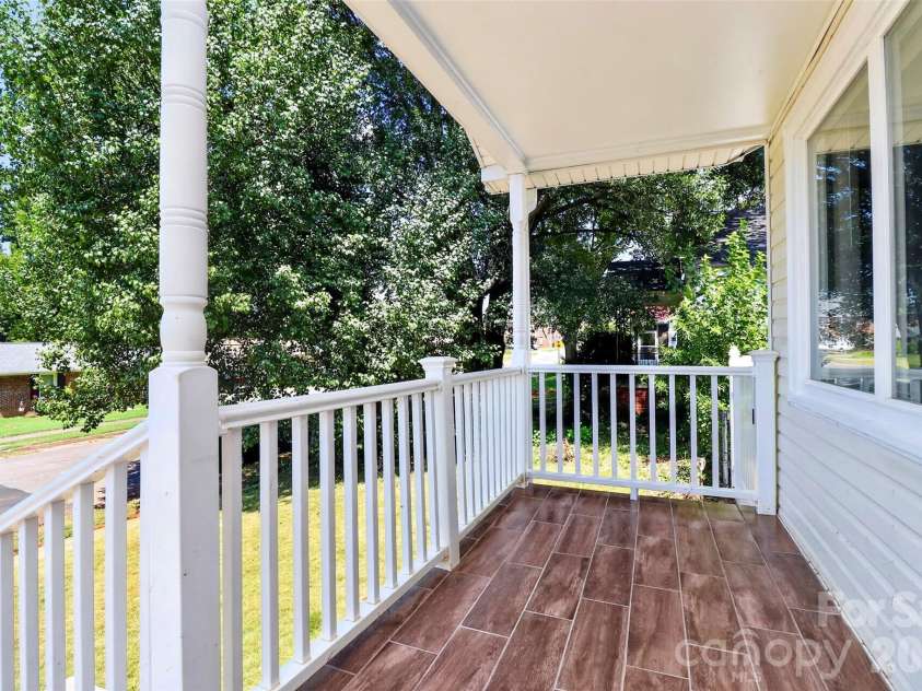 1142 Eisenhower Road, Rock Hill, SC 29730.  MLS# CAR4419721, YatesRealty ID 48754. 