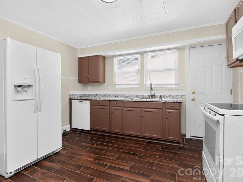 1142 Eisenhower Road, Rock Hill, SC 29730.  MLS# CAR4419721, YatesRealty ID 48754. 