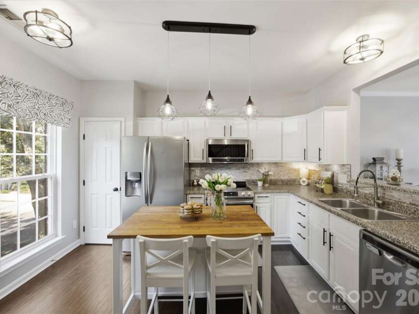 12801 Bullock Greenway Boulevard, Charlotte, NC 28277.  MLS# CAR4419411, YatesRealty ID 48756. 