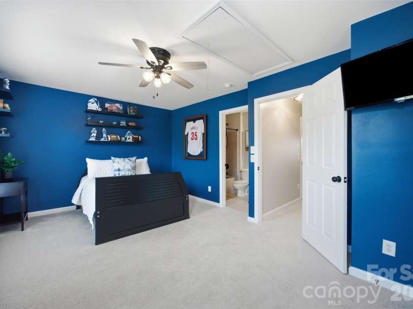12801 Bullock Greenway Boulevard, Charlotte, NC 28277.  MLS# CAR4419411, YatesRealty ID 48756. 