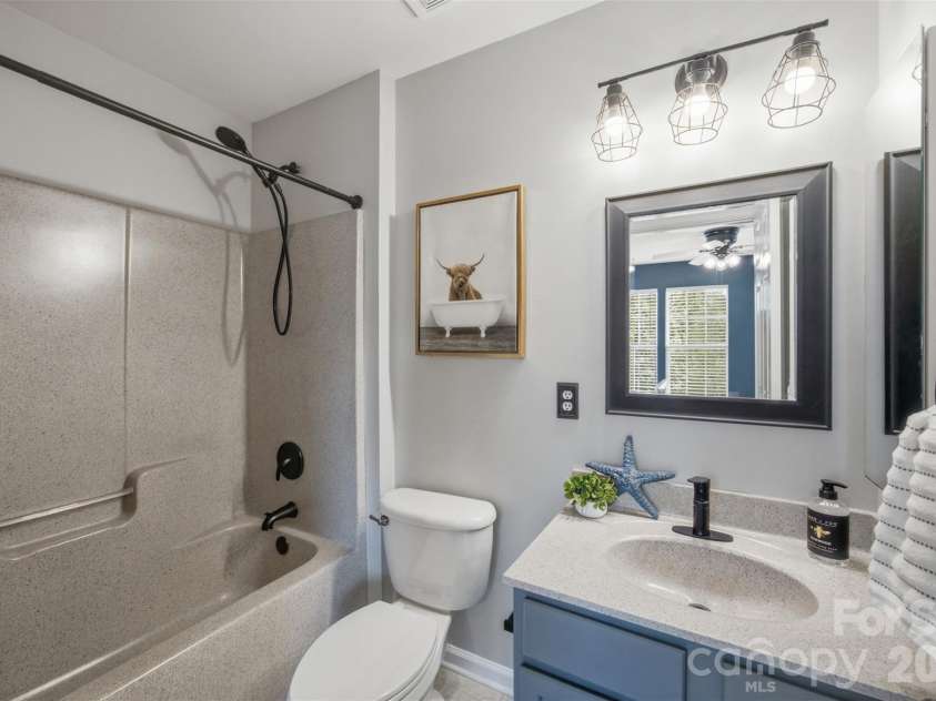 12801 Bullock Greenway Boulevard, Charlotte, NC 28277.  MLS# CAR4419411, YatesRealty ID 48756. 