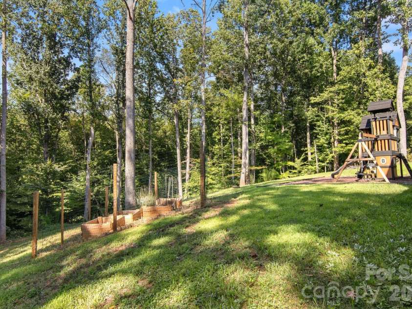 206 Harbor Watch Drive, Statesville, NC 28677.  MLS# CAR4419610, YatesRealty ID 48757. Backyard
